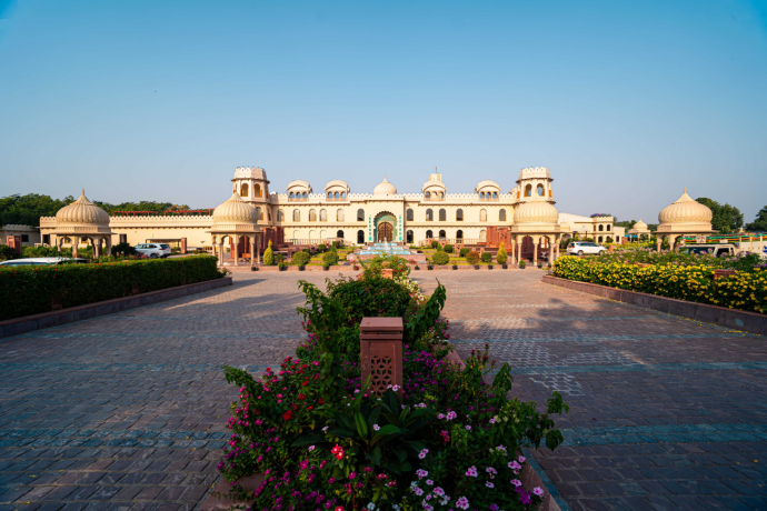 kesar-bagh-palace-chittorgarh-best-resort-in-chittorgarh-big-0